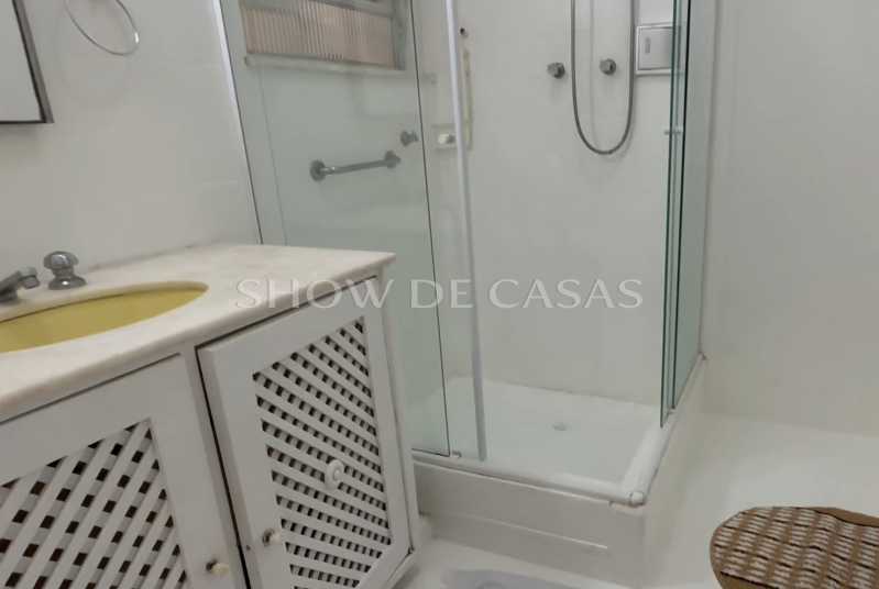 Apartamento à venda com 3 quartos, 150m² - Foto 9