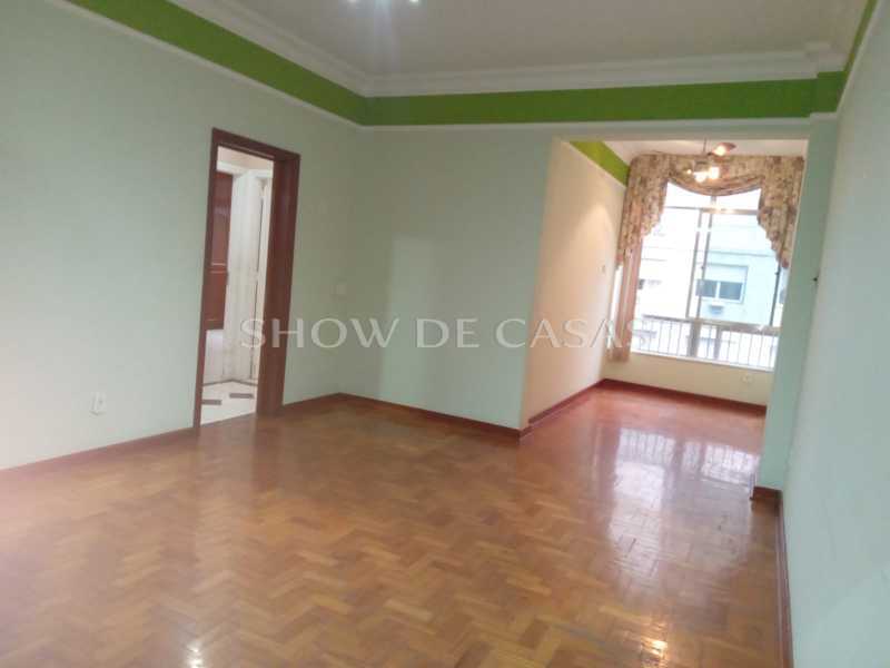 Apartamento à venda com 3 quartos, 110m² - Foto 2