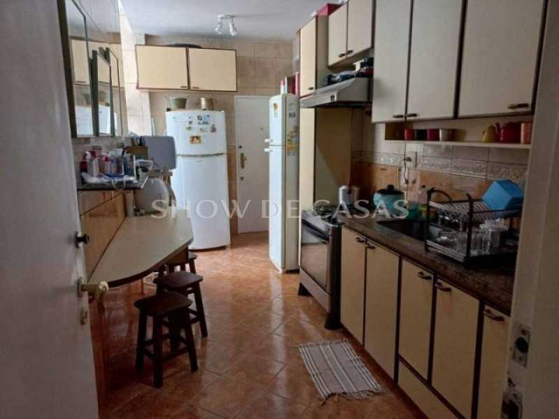 Apartamento à venda com 3 quartos, 110m² - Foto 9