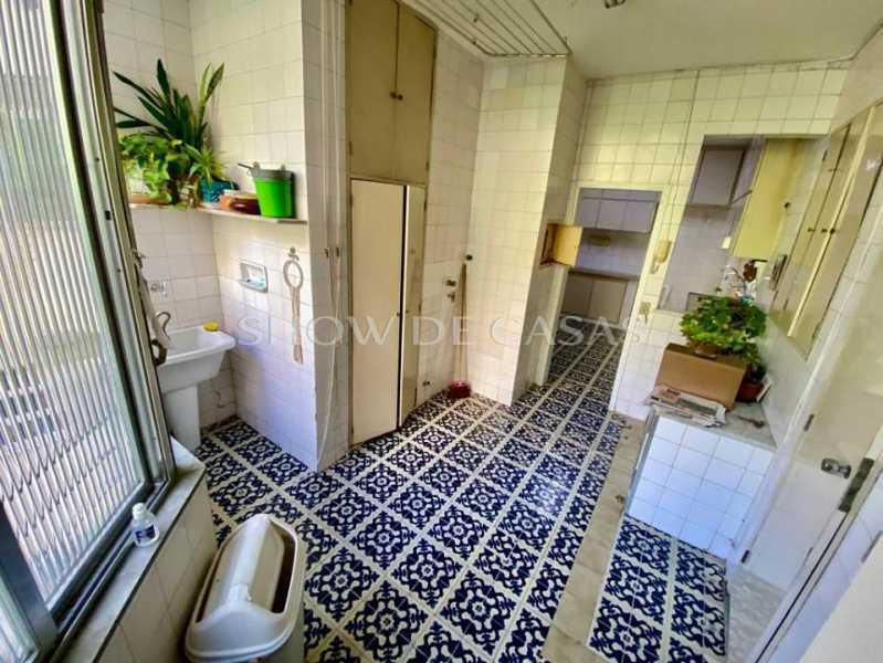 Apartamento à venda com 4 quartos, 218m² - Foto 17