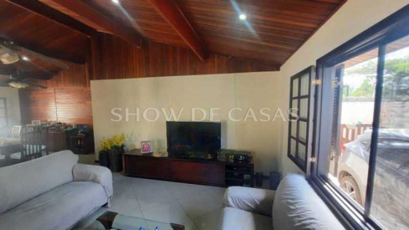 Casa à venda com 3 quartos, 585m² - Foto 12