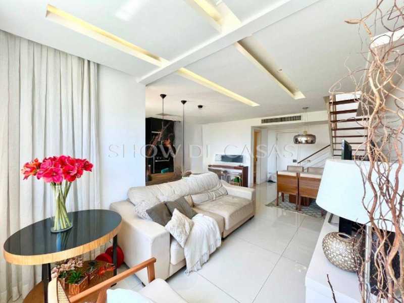 Cobertura à venda com 2 quartos, 107m² - Foto 4