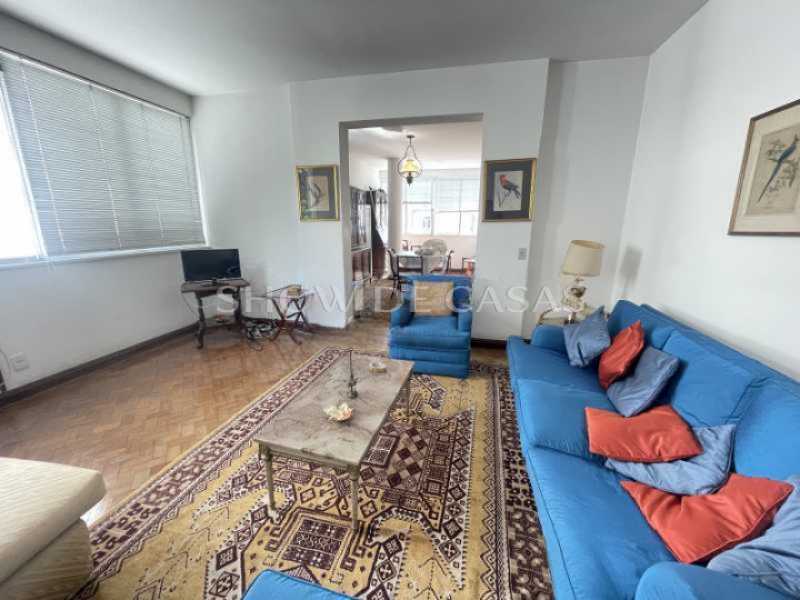 Apartamento à venda com 3 quartos, 100m² - Foto 2