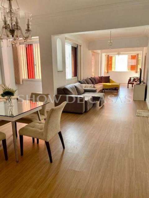 Apartamento à venda com 4 quartos, 160m² - Foto 1