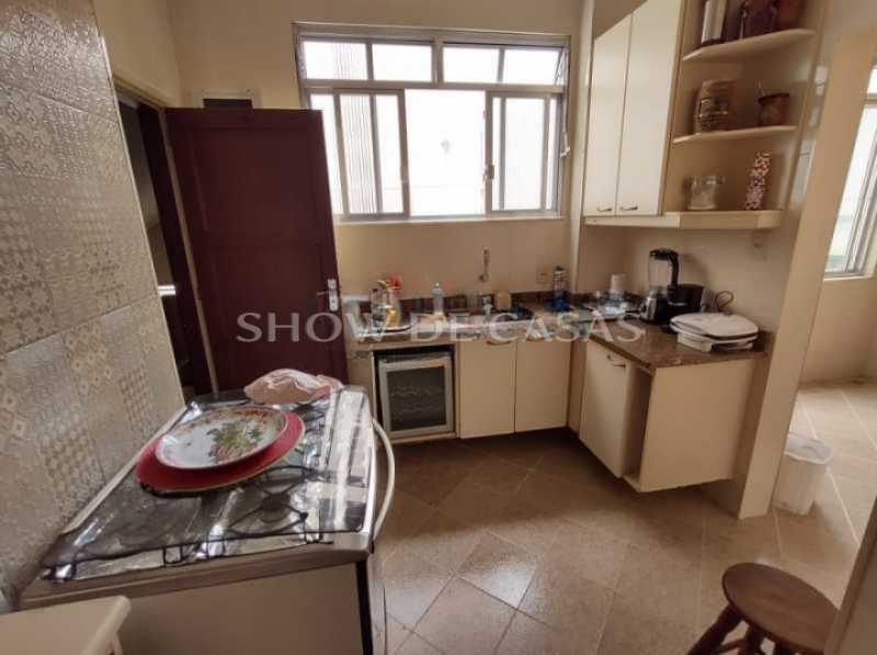 Apartamento à venda com 3 quartos, 140m² - Foto 12