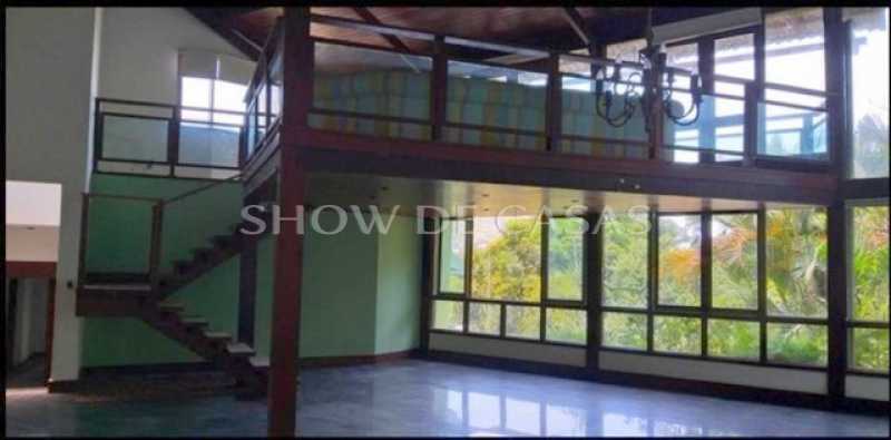 Casa de Condomínio à venda com 5 quartos, 404m² - Foto 2