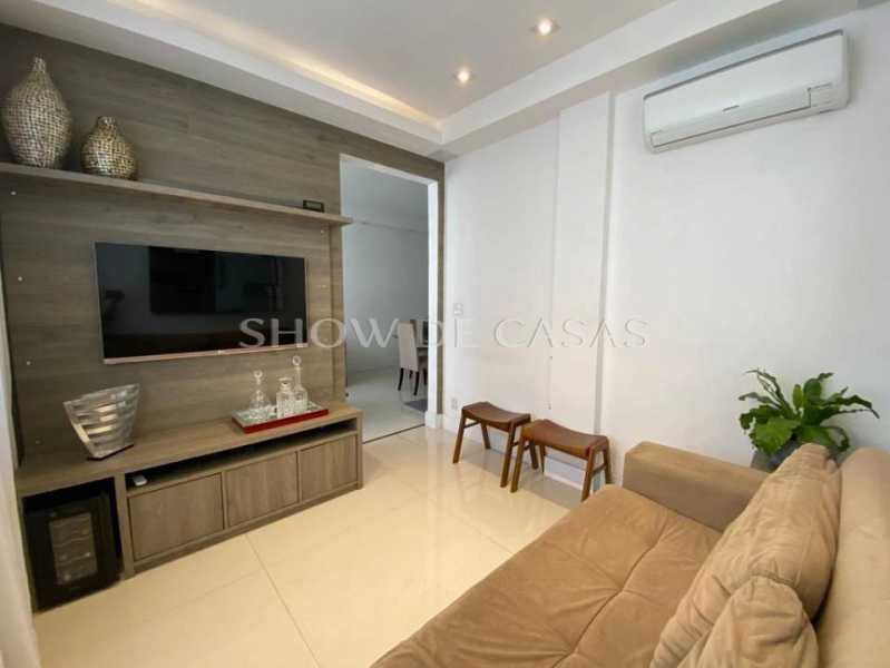 Apartamento à venda com 3 quartos, 90m² - Foto 1