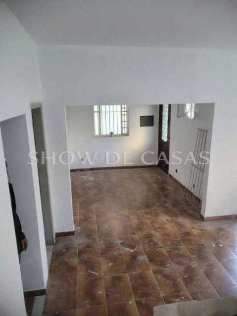 Casa à venda com 4 quartos, 210m² - Foto 11