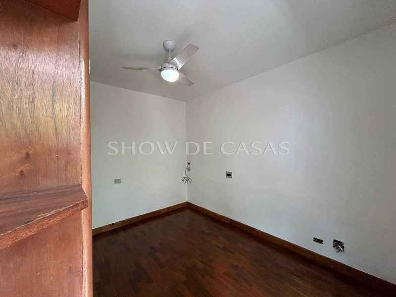 Apartamento à venda com 3 quartos, 138m² - Foto 13