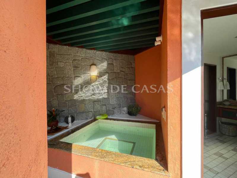 Casa de Condomínio à venda com 4 quartos, 640m² - Foto 30