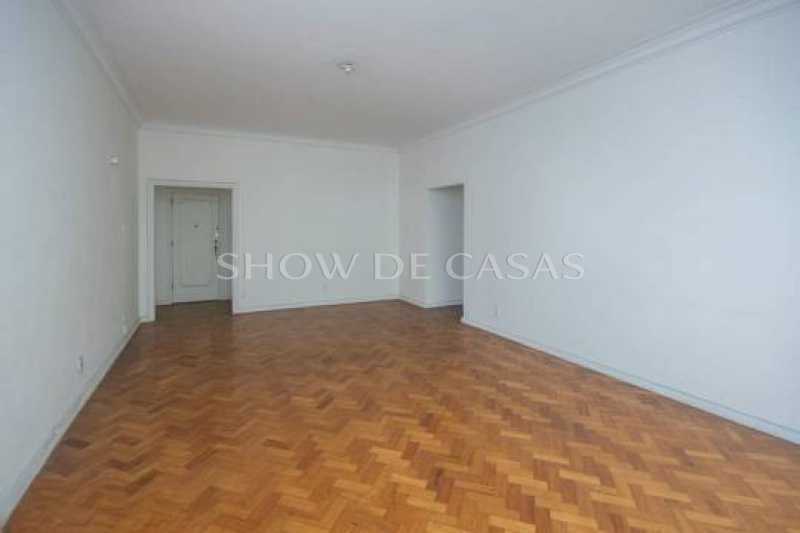 Apartamento à venda com 3 quartos, 140m² - Foto 4