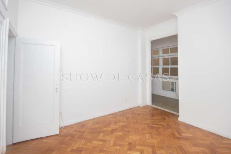 Apartamento à venda com 3 quartos, 140m² - Foto 10