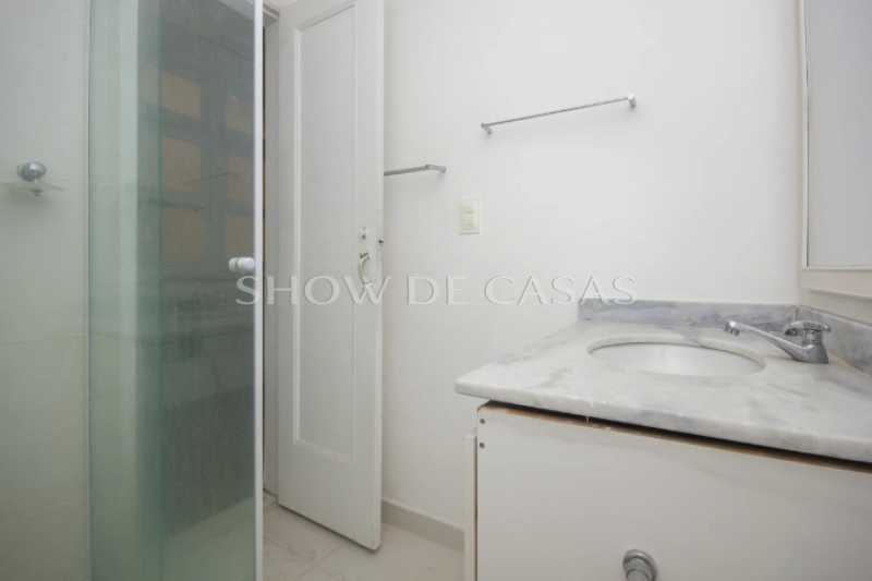 Apartamento à venda com 3 quartos, 140m² - Foto 9