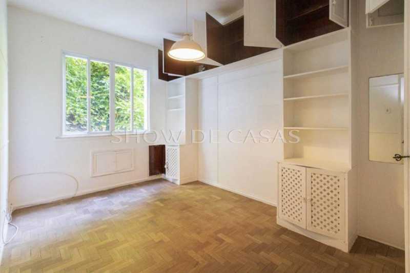 Apartamento à venda com 4 quartos, 160m² - Foto 16