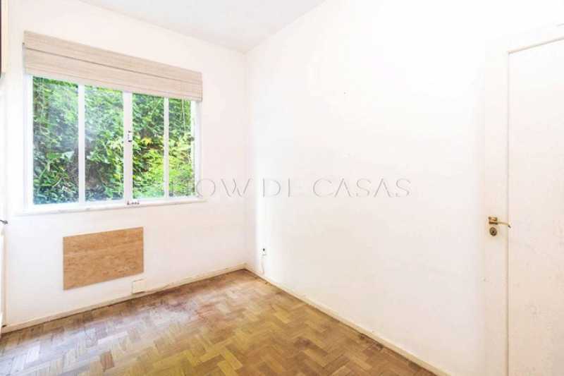 Apartamento à venda com 4 quartos, 160m² - Foto 9