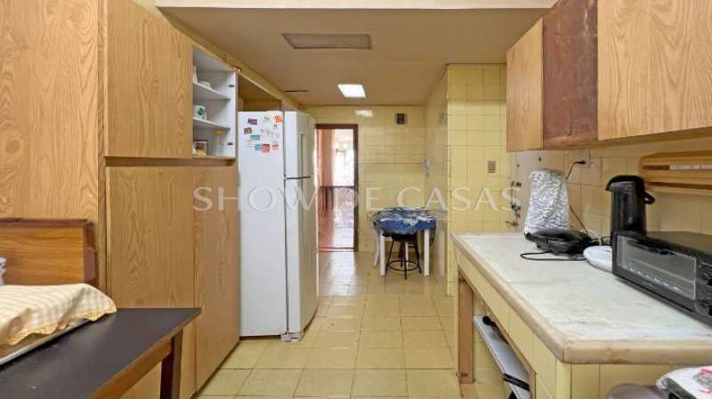 Apartamento à venda com 3 quartos, 174m² - Foto 20