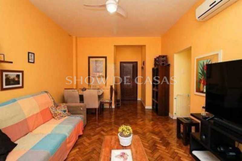 Apartamento à venda com 2 quartos, 80m² - Foto 2