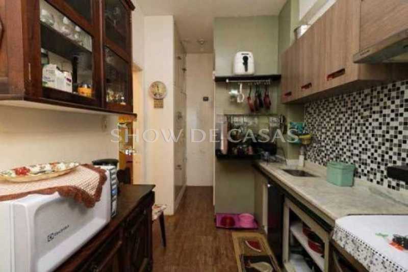 Apartamento à venda com 2 quartos, 80m² - Foto 11