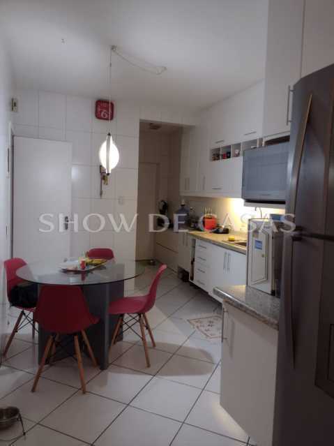 Apartamento à venda com 3 quartos, 98m² - Foto 11