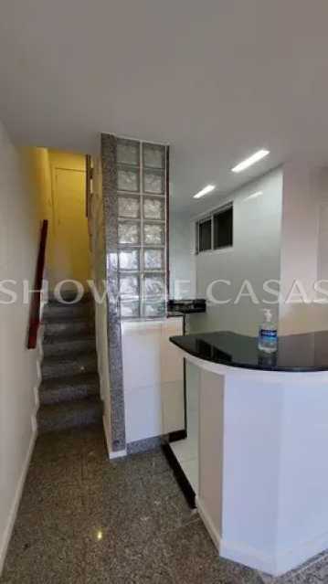 Apartamento à venda com 2 quartos, 76m² - Foto 6