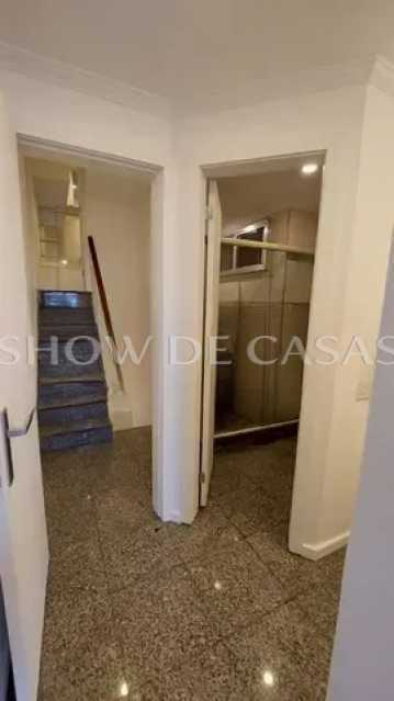 Apartamento à venda com 2 quartos, 76m² - Foto 11