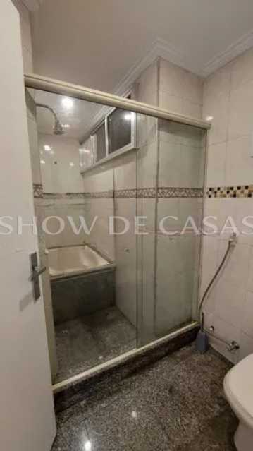 Apartamento à venda com 2 quartos, 76m² - Foto 13