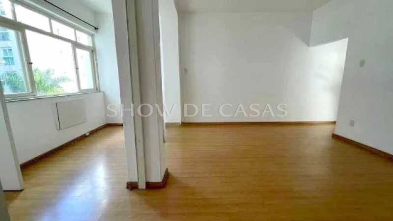 Apartamento à venda com 3 quartos, 90m² - Foto 2