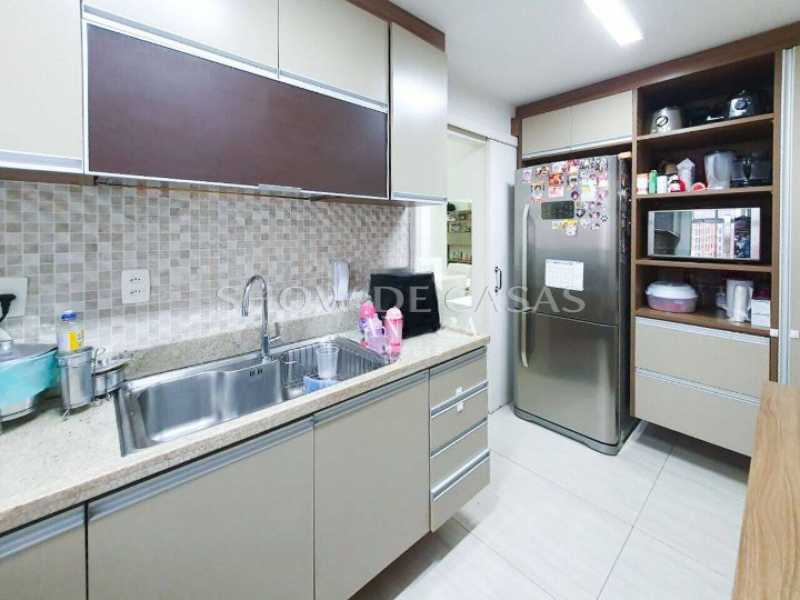 Apartamento à venda com 2 quartos, 100m² - Foto 12