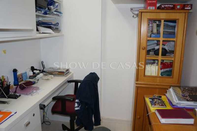 Apartamento à venda com 3 quartos, 150m² - Foto 14