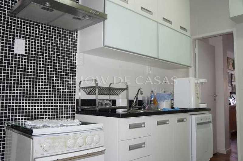 Apartamento à venda com 3 quartos, 150m² - Foto 18