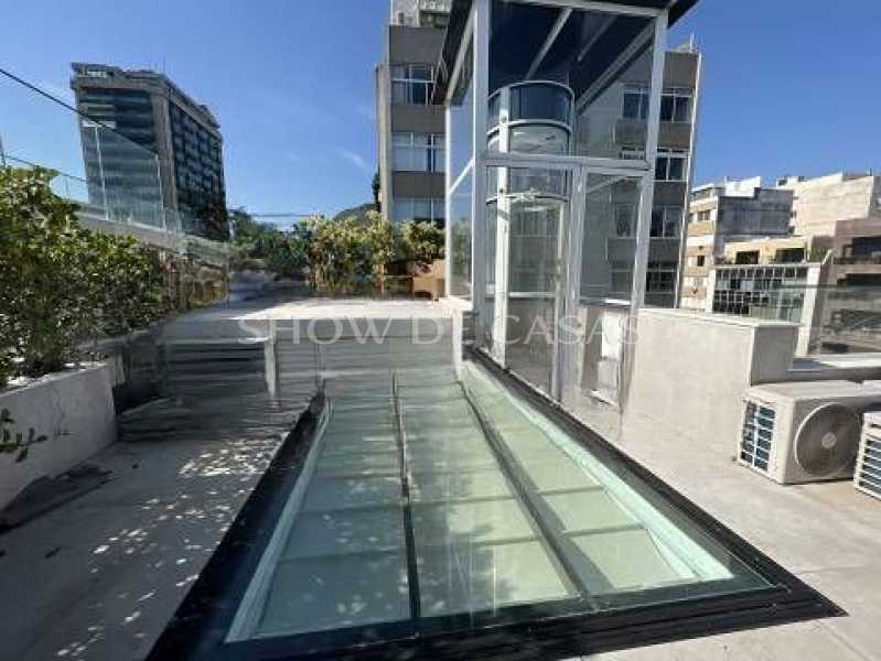 Cobertura à venda com 4 quartos, 360m² - Foto 2