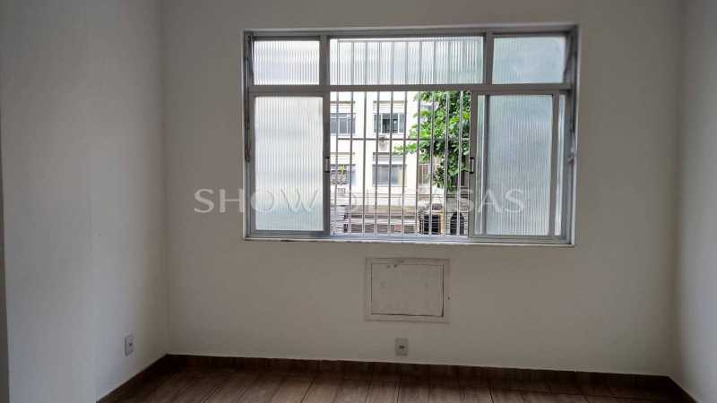 Apartamento à venda com 1 quarto, 45m² - Foto 4