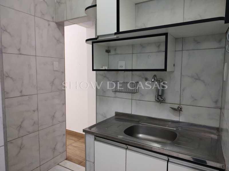 Apartamento à venda com 1 quarto, 45m² - Foto 8