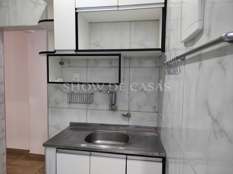 Apartamento à venda com 1 quarto, 45m² - Foto 9