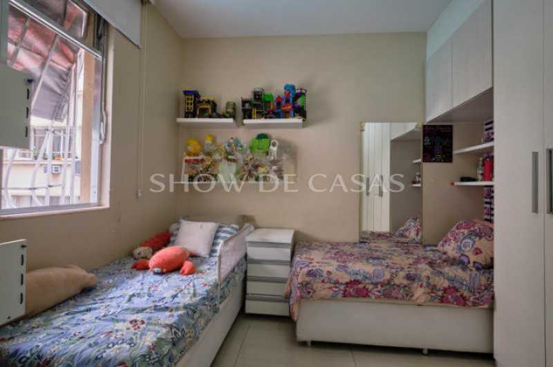 Apartamento à venda com 2 quartos, 67m² - Foto 3