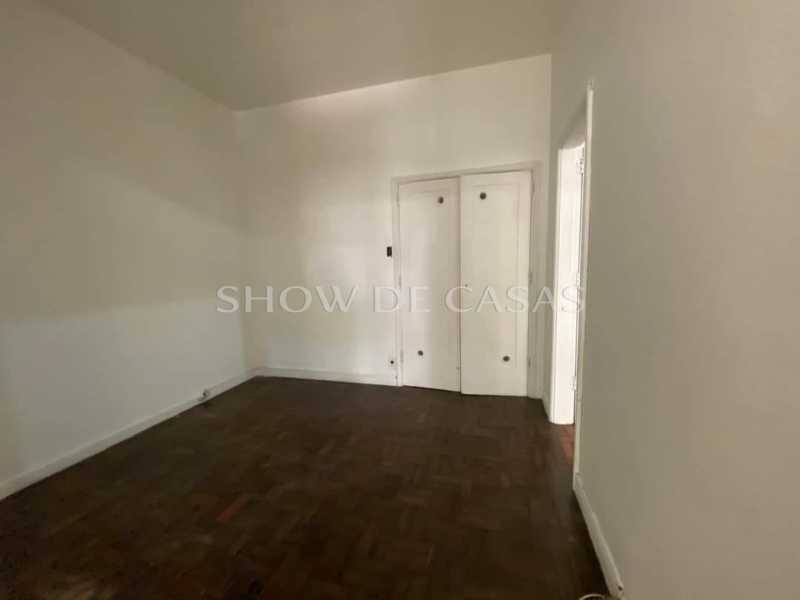 Apartamento à venda com 1 quarto, 55m² - Foto 3