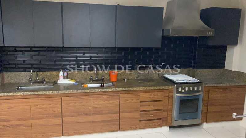 Apartamento à venda com 3 quartos, 148m² - Foto 13