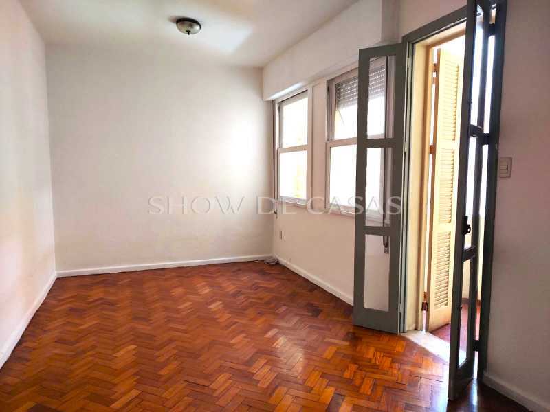 Apartamento à venda com 3 quartos, 120m² - Foto 1