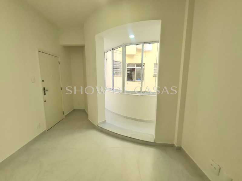 Apartamento à venda com 1 quarto, 40m² - Foto 4