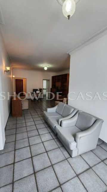 Apartamento à venda com 3 quartos, 130m² - Foto 4