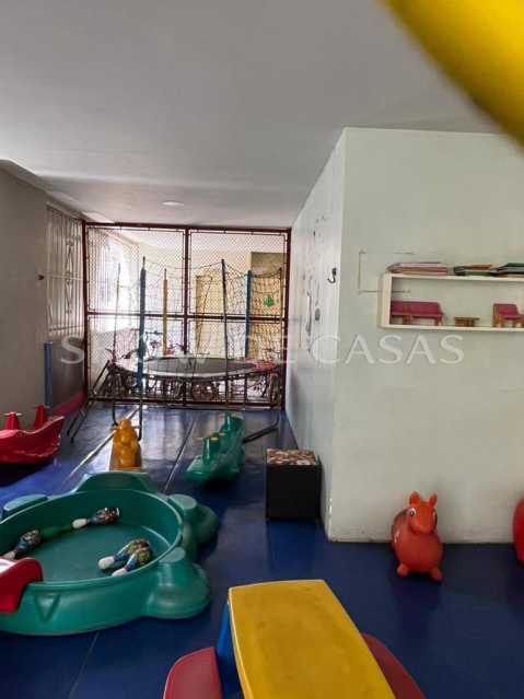 Apartamento à venda com 3 quartos, 100m² - Foto 17