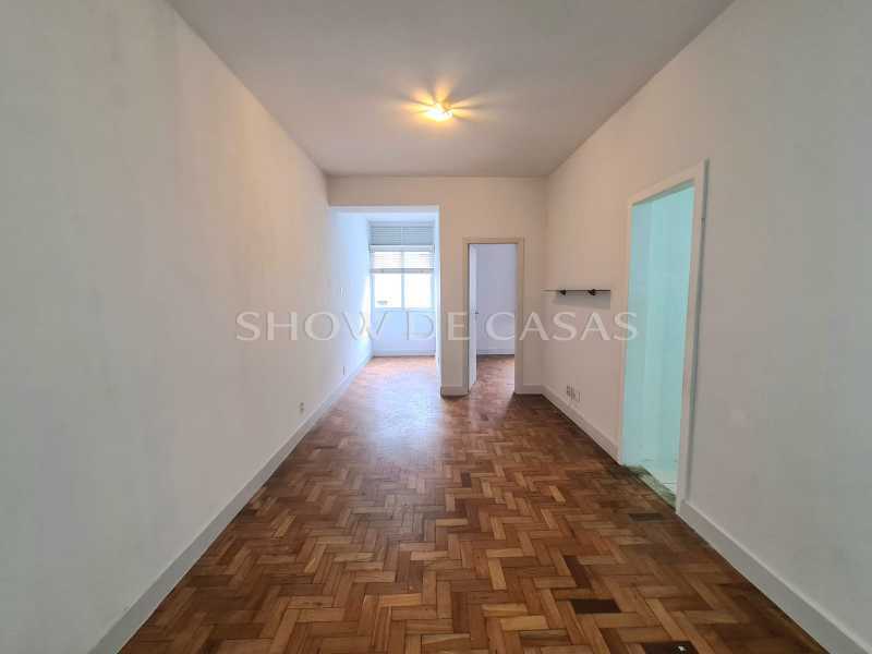 Apartamento à venda com 1 quarto, 50m² - Foto 1