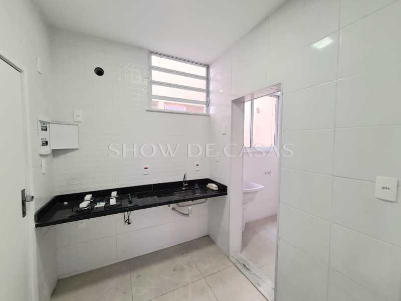 Apartamento à venda com 2 quartos, 60m² - Foto 17