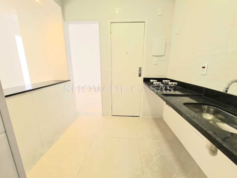 Apartamento à venda com 2 quartos, 60m² - Foto 19