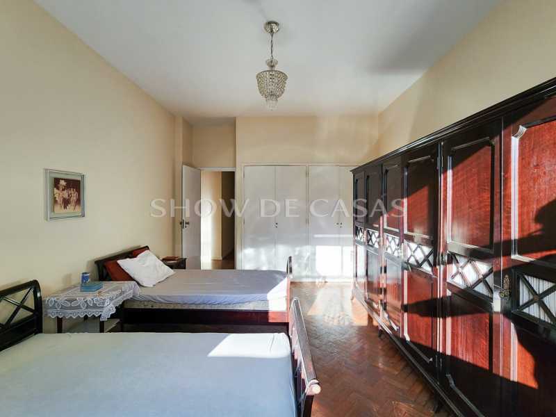 Apartamento à venda com 3 quartos, 294m² - Foto 15