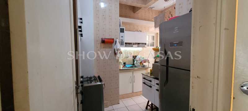 Apartamento à venda com 2 quartos, 60m² - Foto 19