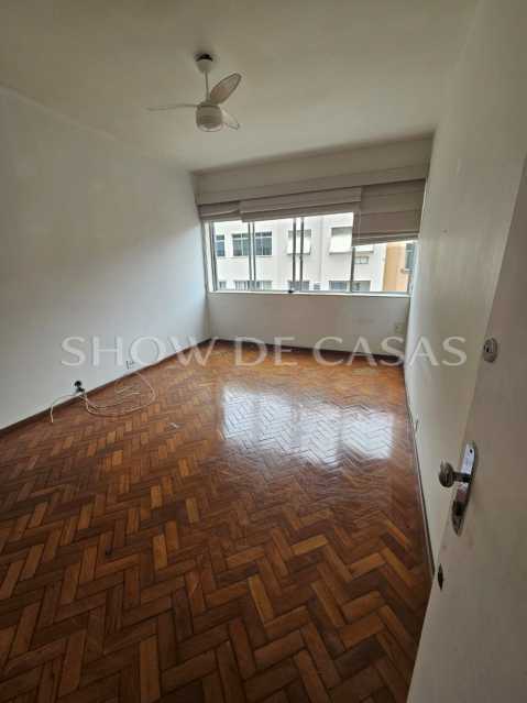 Apartamento à venda com 2 quartos, 95m² - Foto 4