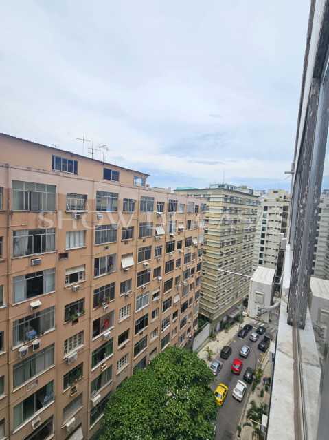 Apartamento à venda com 2 quartos, 95m² - Foto 2