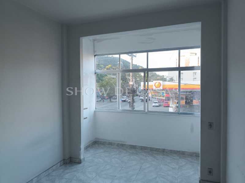 Apartamento à venda com 1 quarto, 30m² - Foto 1