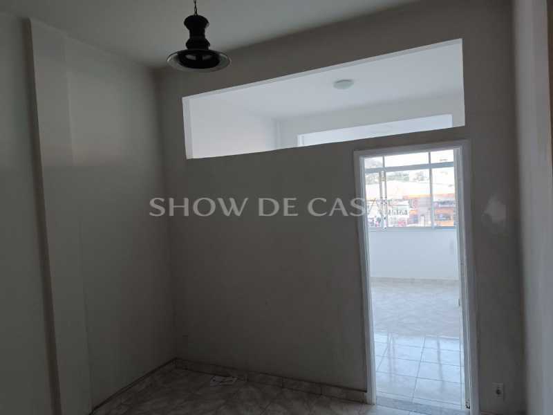 Apartamento à venda com 1 quarto, 30m² - Foto 6